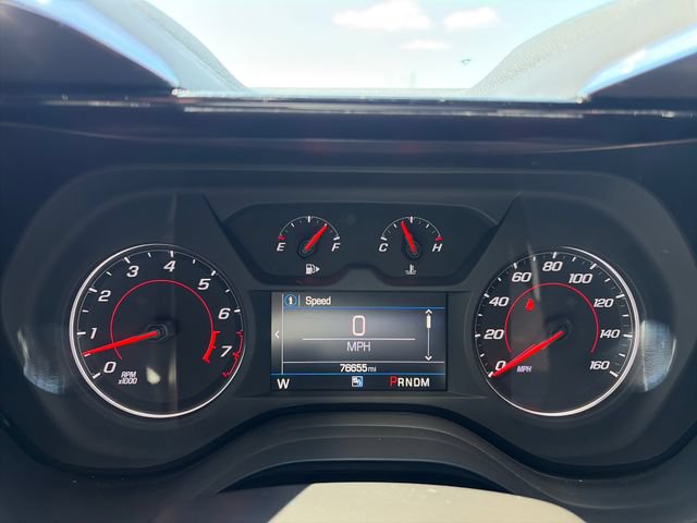 Used 2020 Chevrolet Camaro LT w/ Technology Package RWD image 13