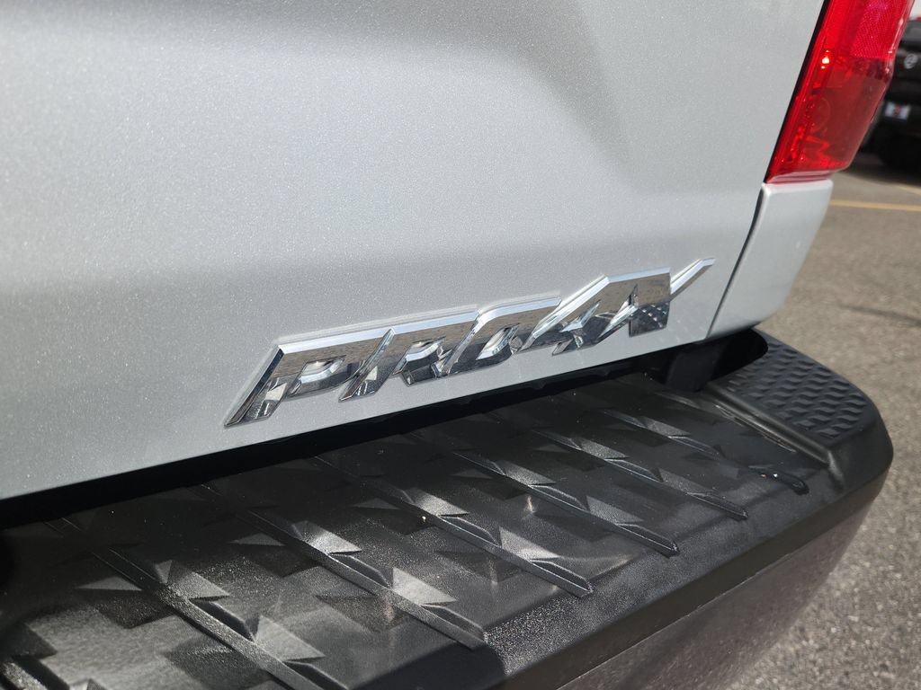 Used 2019 Nissan Titan PRO-4X AWD/4WD image 14