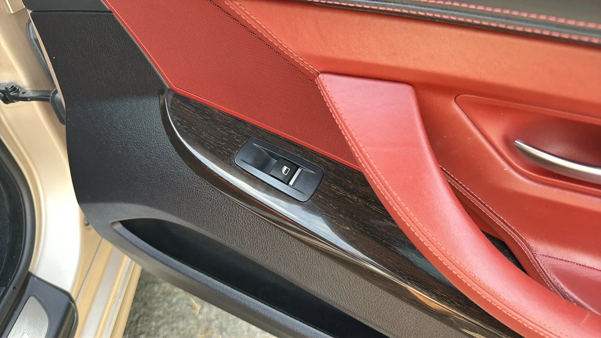 Used 2014 BMW 640i xDrive Convertible AWD/4WD image 16