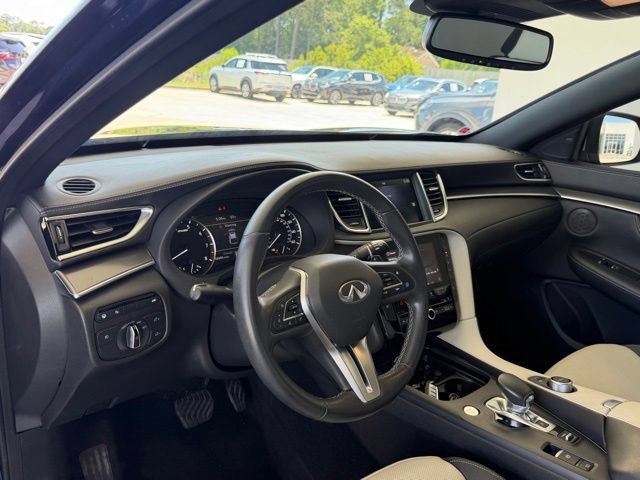 Used 2023 INFINITI QX55 Luxe w/ Cargo Package AWD/4WD image 13