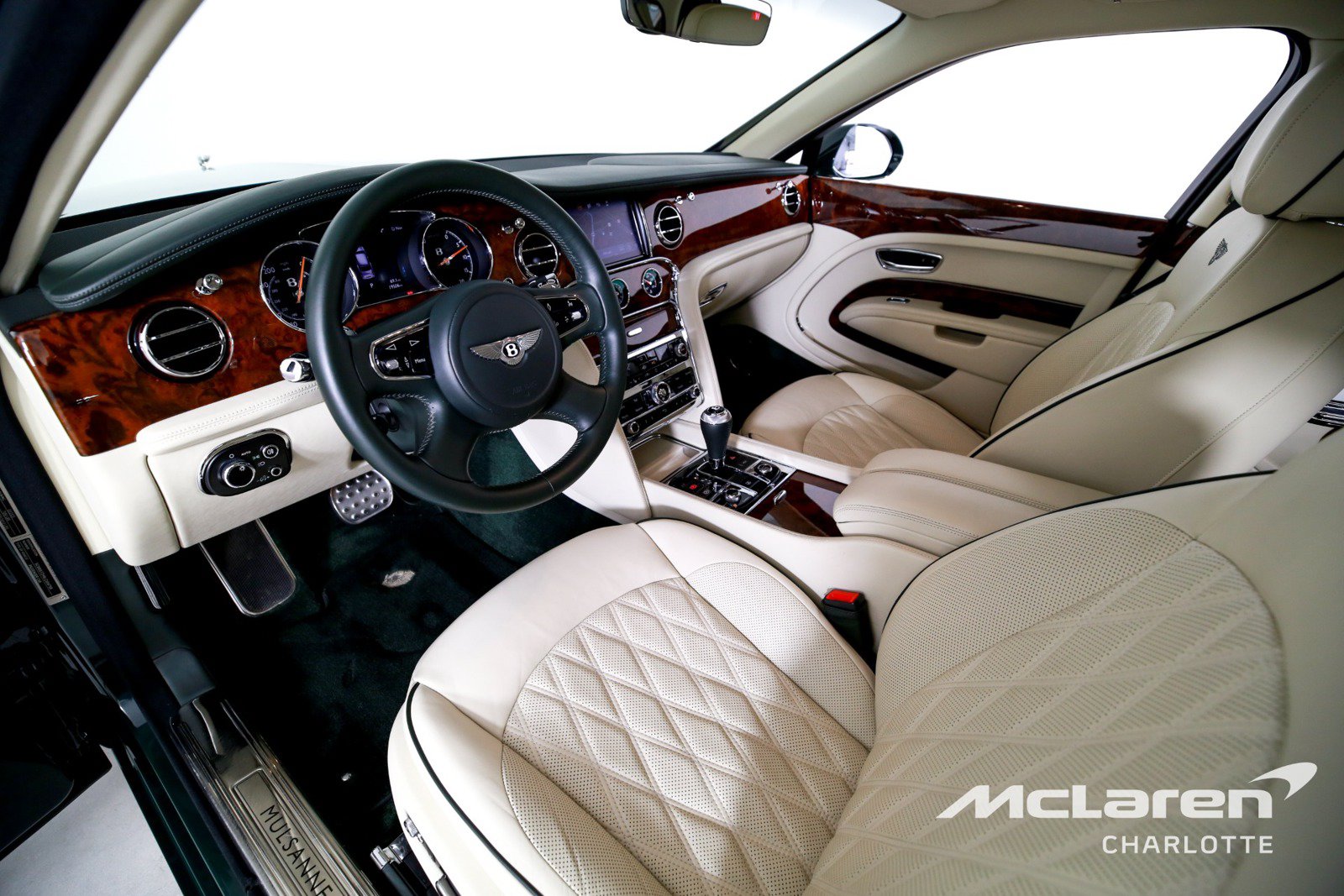 Used 2020 Bentley Mulsanne RWD image 12