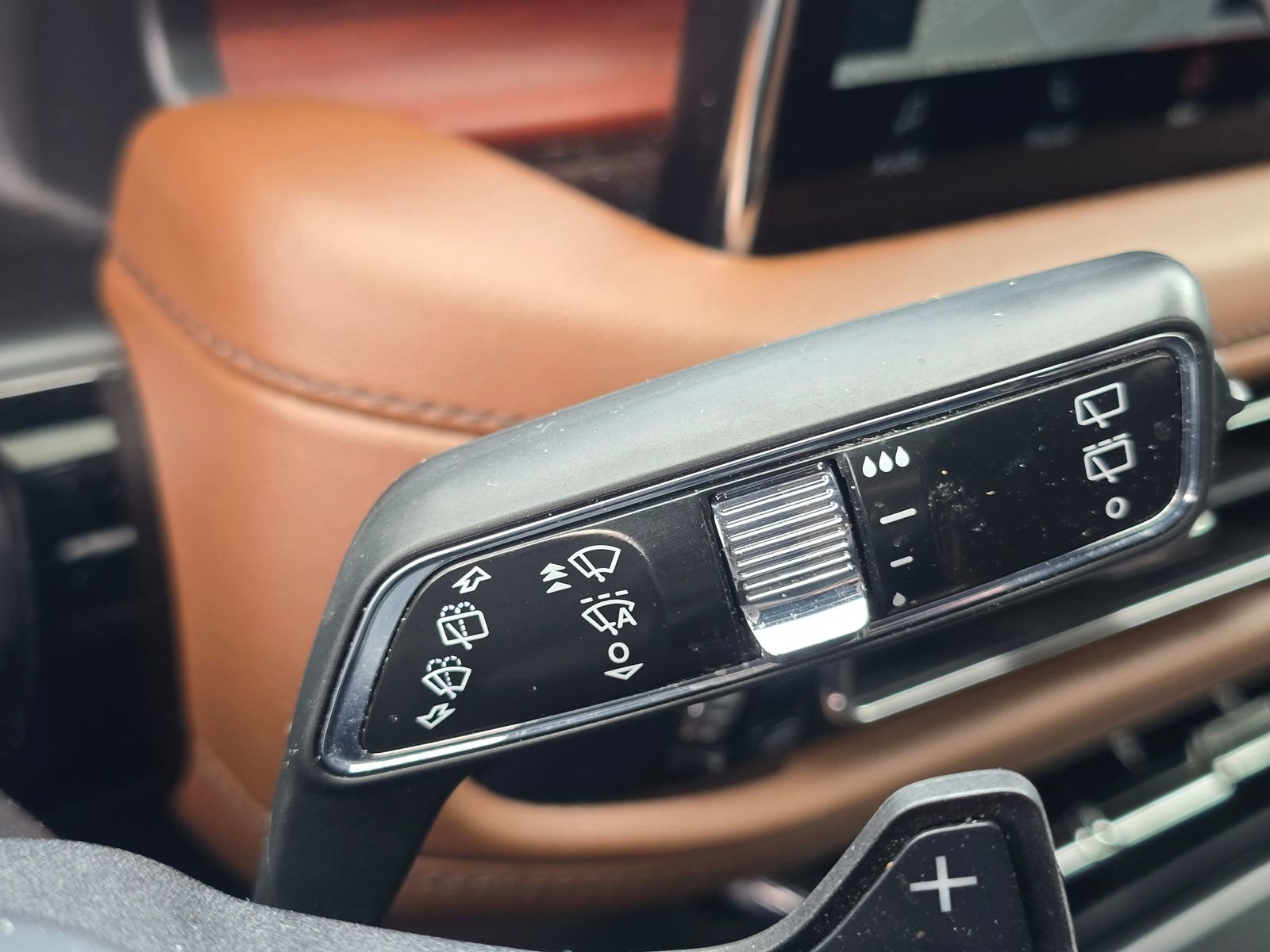 Used 2022 Lincoln Nautilus Reserve w/ Equipment Group 201A image 28