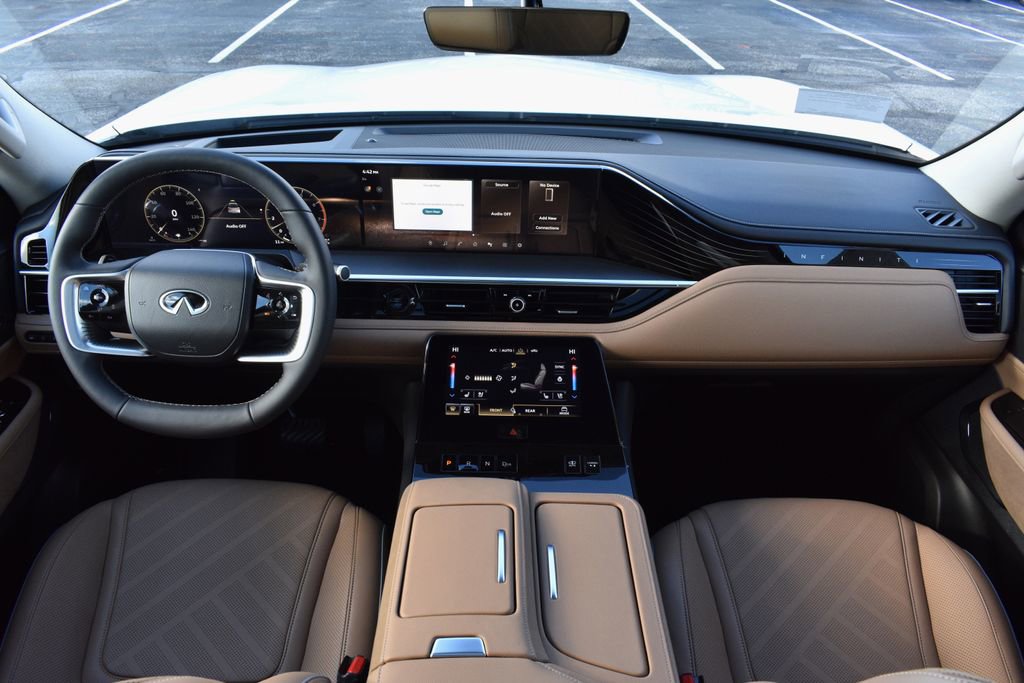 New 2026 INFINITI QX80 Luxe w/ Cargo Package image 14