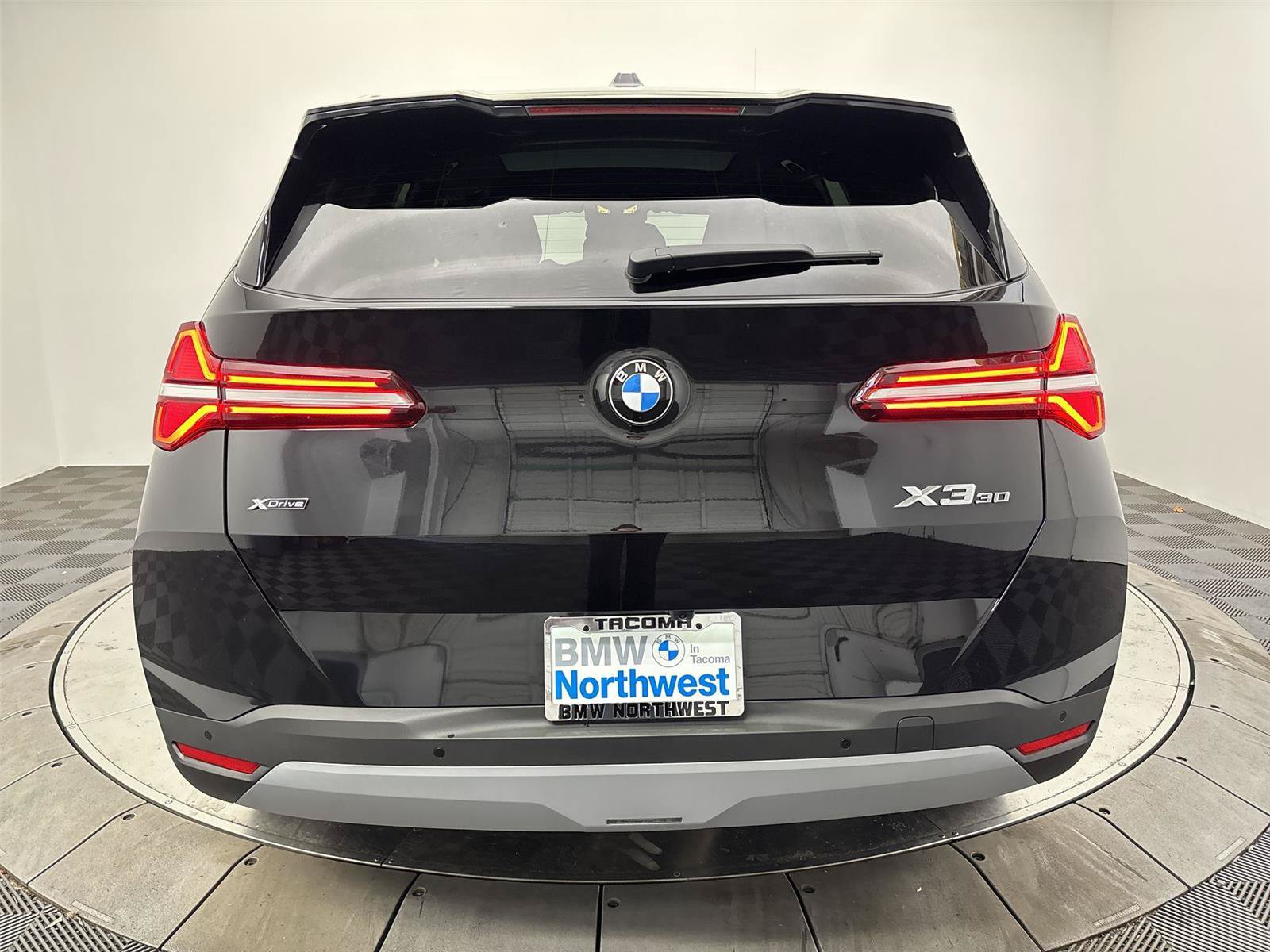 New 2026 BMW X3 xDrive30i w/ Premium Package AWD/4WD image 15