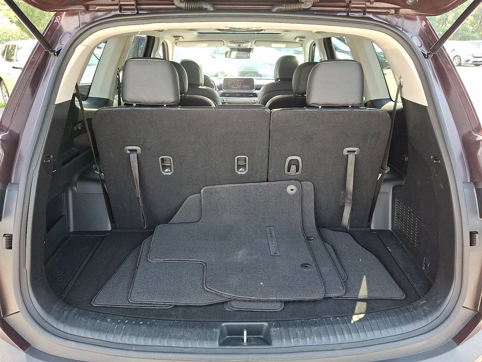 Used 2022 Kia Telluride S FWD image 32