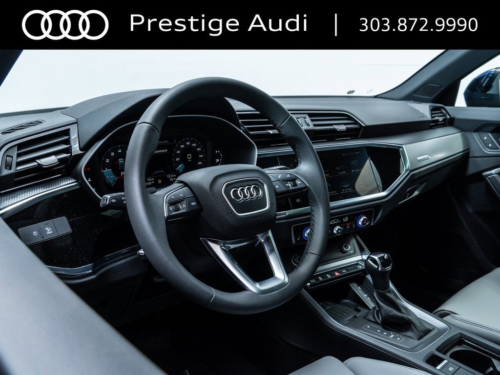 New 2025 Audi Q3 2.0T Premium image 13