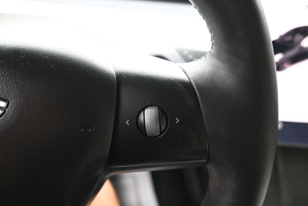 Used 2021 Tesla Model 3 Performance AWD/4WD image 25