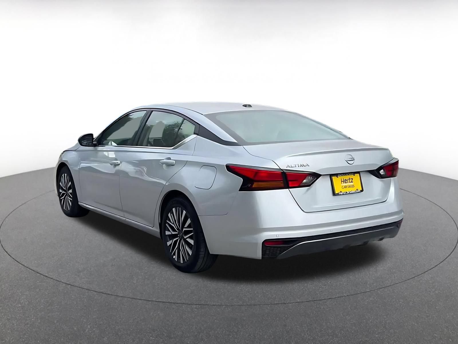 Used 2026 Nissan Altima 2.5 SV FWD image 10