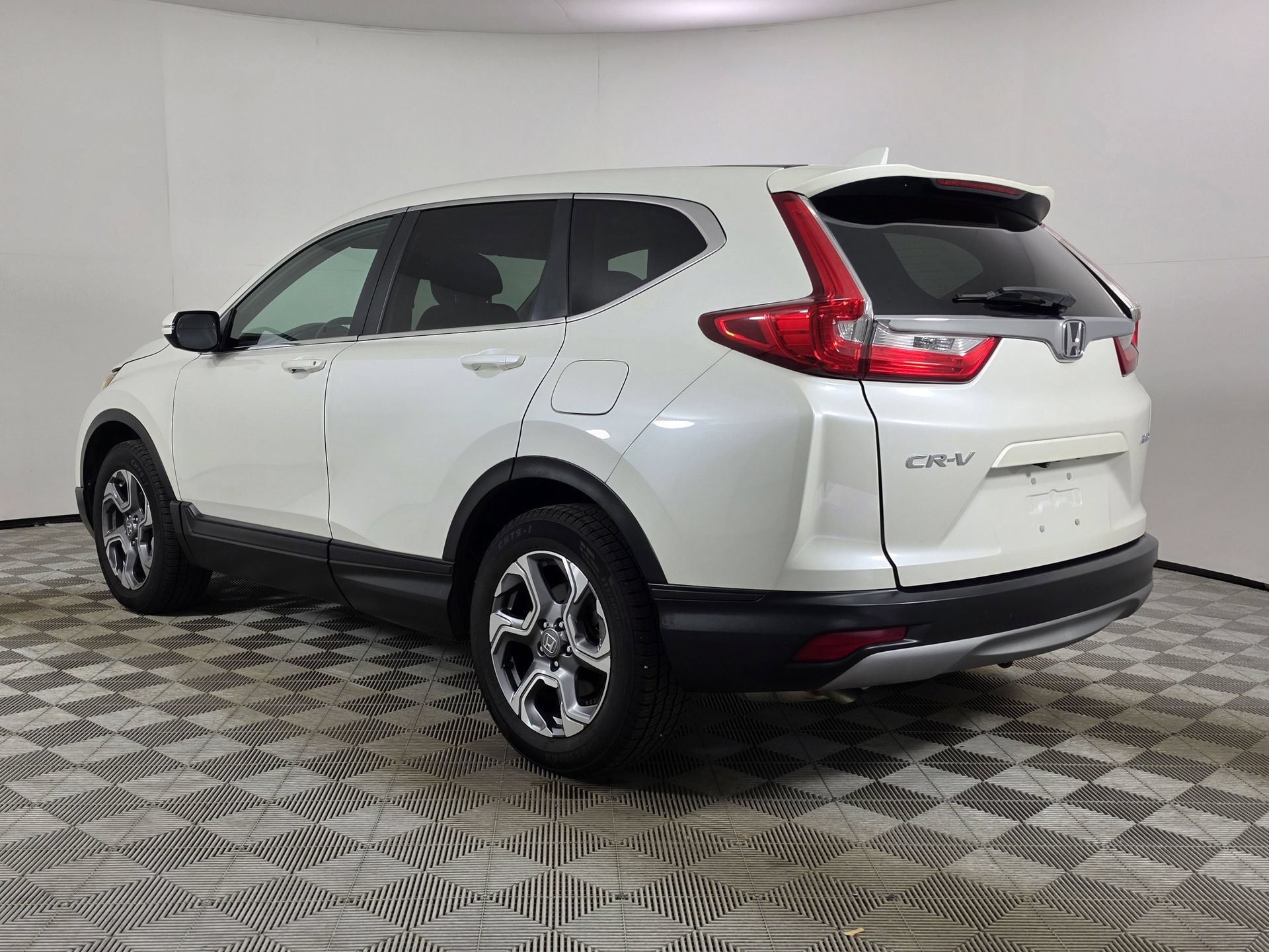Used 2017 Honda CR-V EX image 5