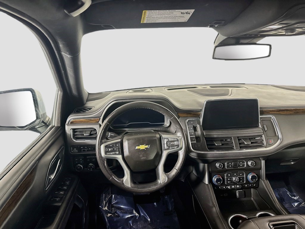 Used 2023 Chevrolet Suburban Premier AWD/4WD image 16