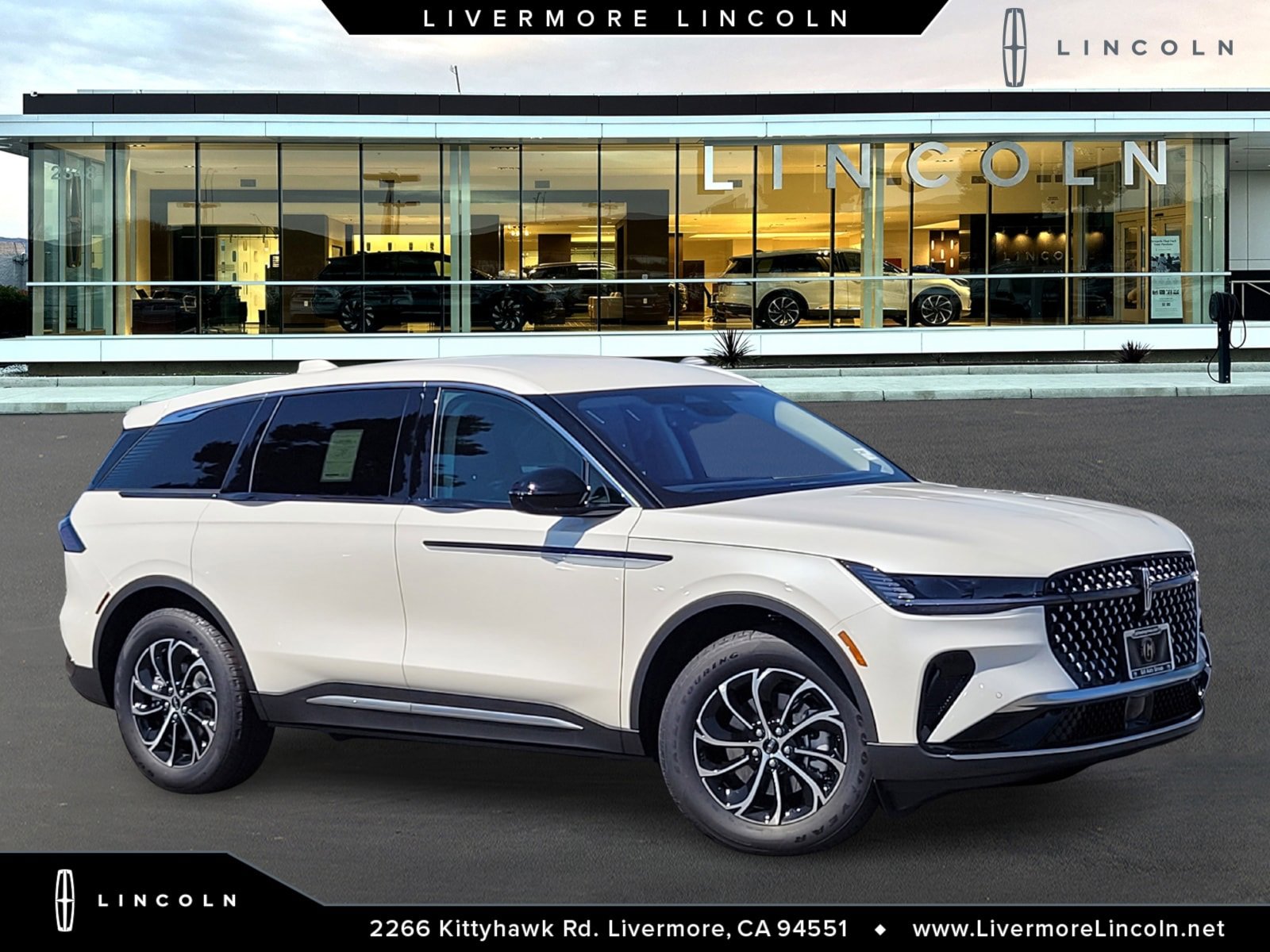 New 2025 Lincoln Nautilus Premier