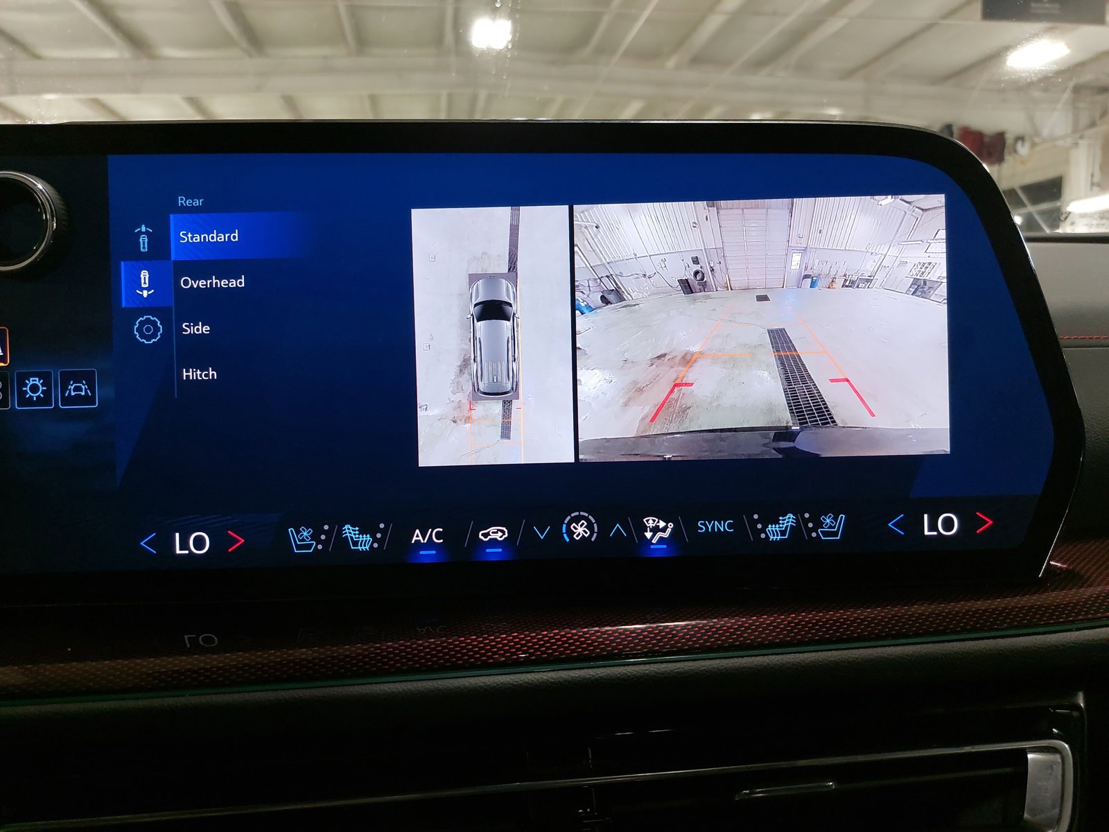 Used 2024 Chevrolet Traverse RS w/ LPO, Floor Liner Package image 25