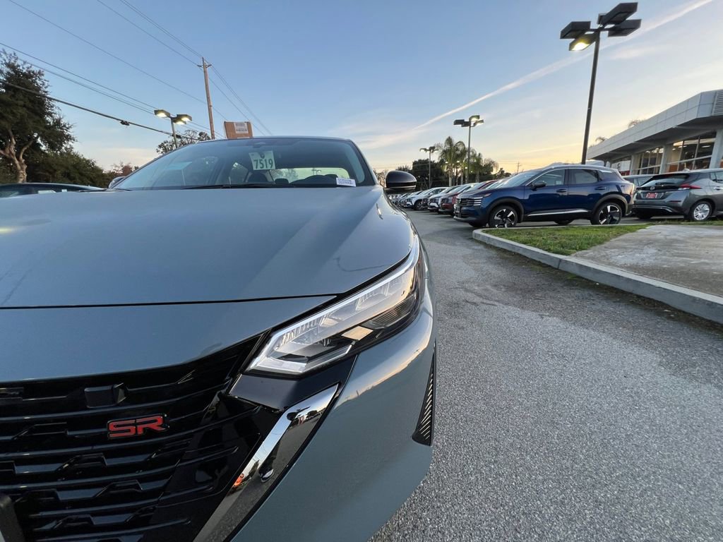 Certified 2025 Nissan Sentra SR image 35