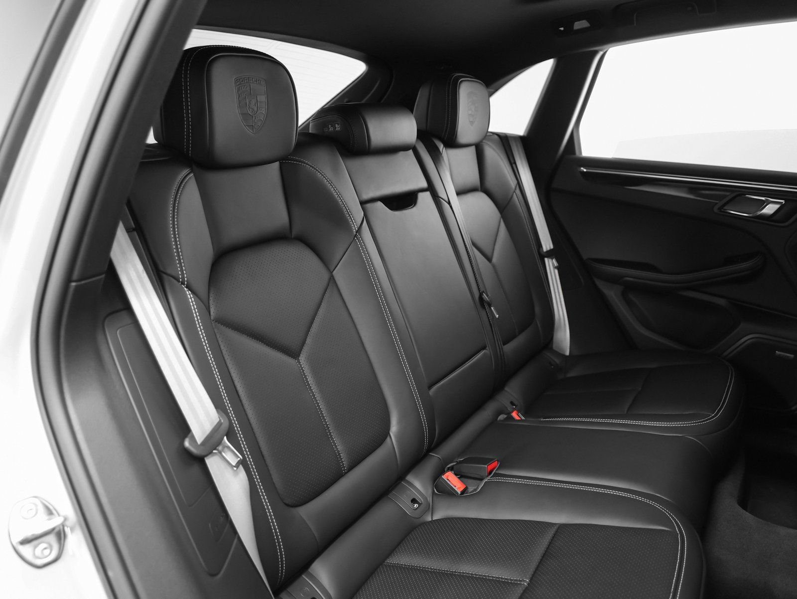New 2026 Porsche Macan S image 30