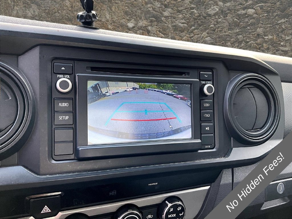 Used 2017 Toyota Tacoma SR AWD/4WD image 11