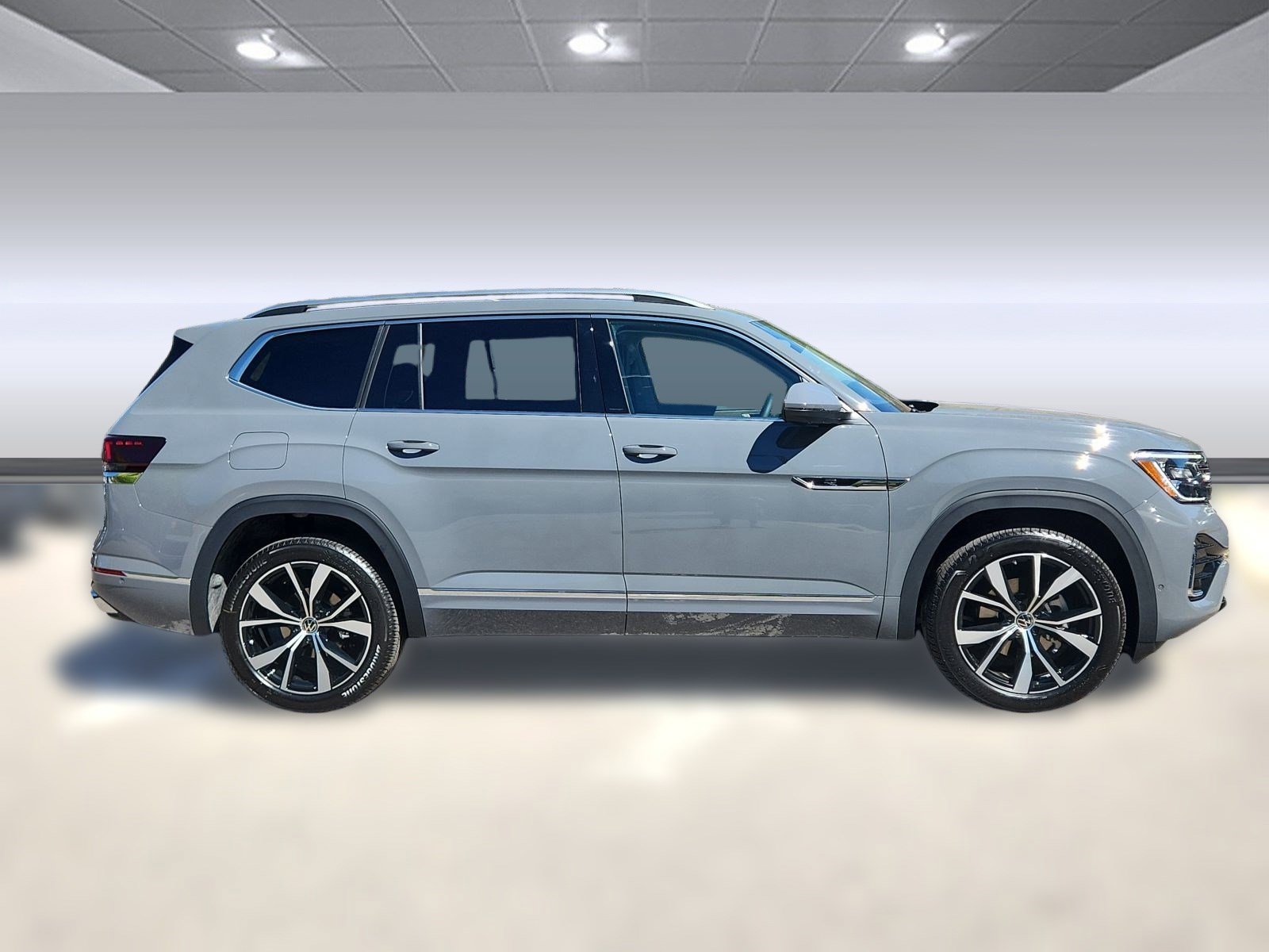 New 2026 Volkswagen Atlas SEL Premium R-Line video 2
