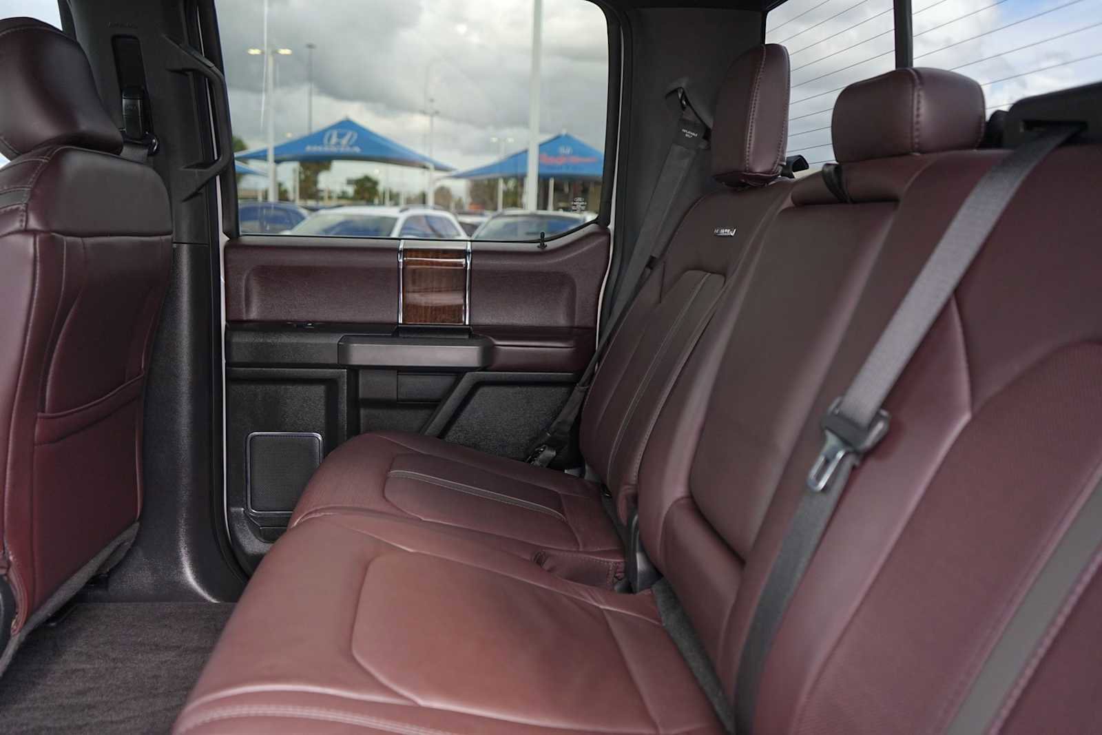 Used 2016 Ford F150 Platinum w/ Equipment Group 701A Luxury AWD/4WD image 14