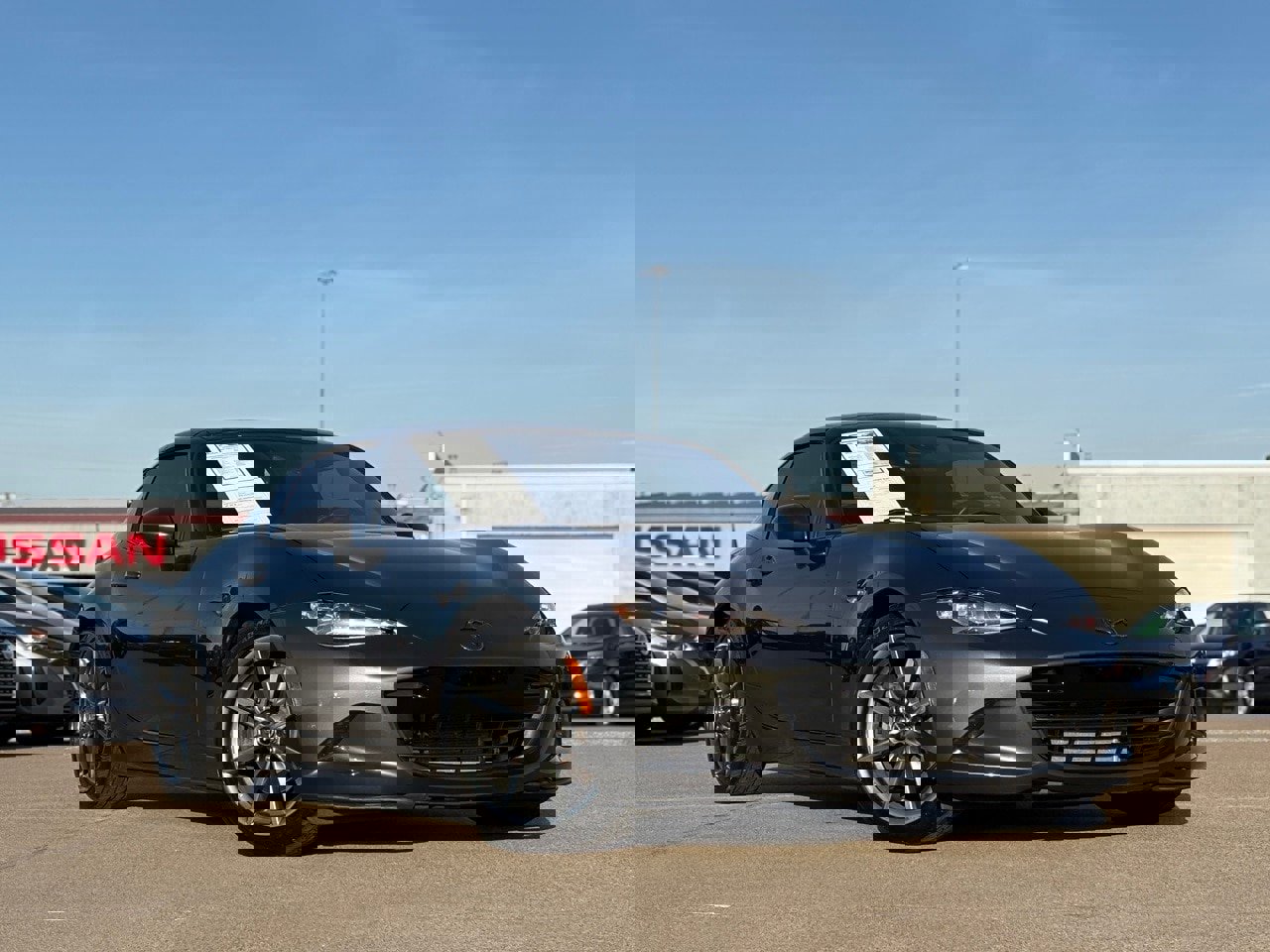 Used 2019 MAZDA MX-5 Miata RF Grand Touring video 2