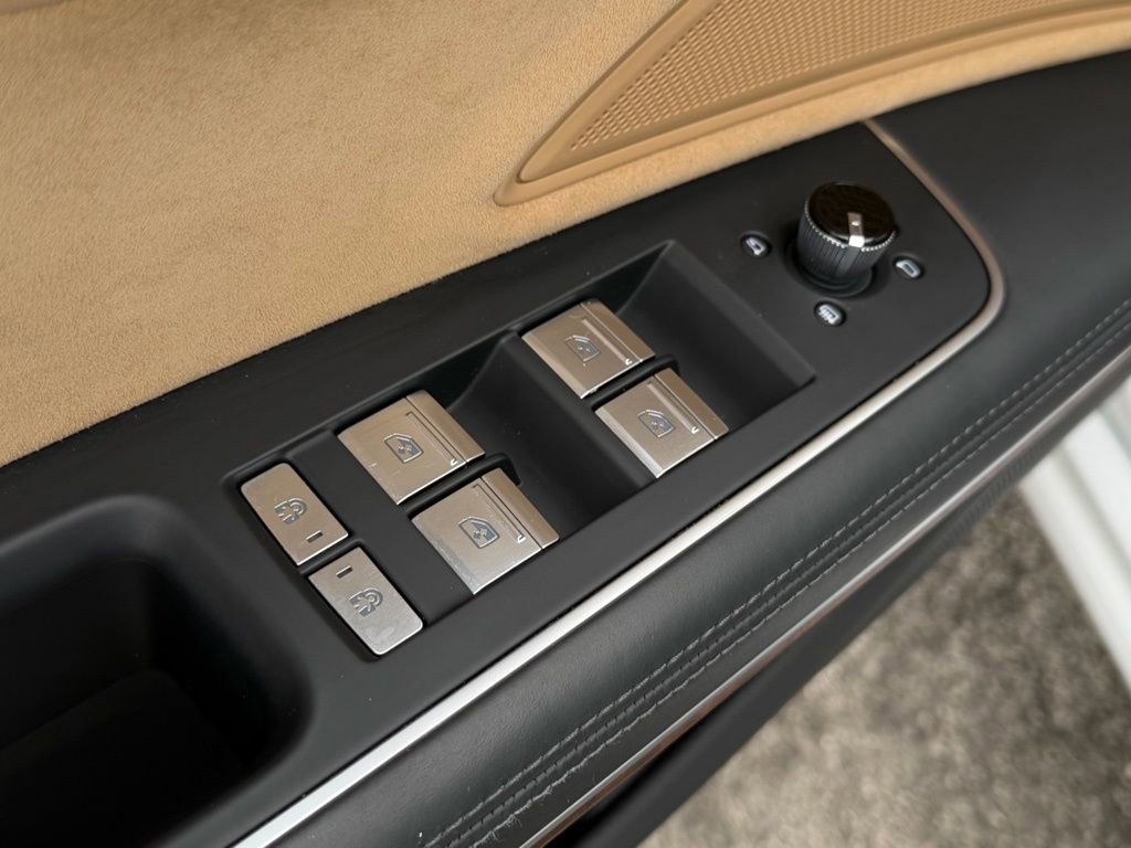 Used 2019 Audi A8 L 3.0T w/ Luxury Package image 15