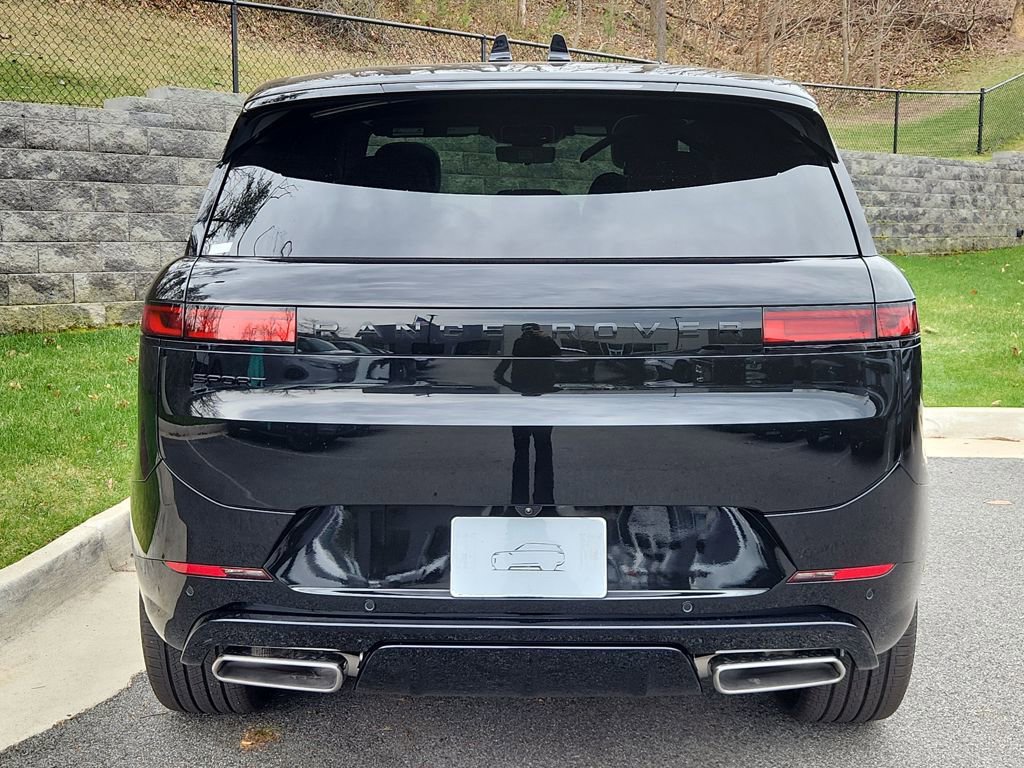 New 2026 Land Rover Range Rover Sport Dynamic SE AWD/4WD image 7