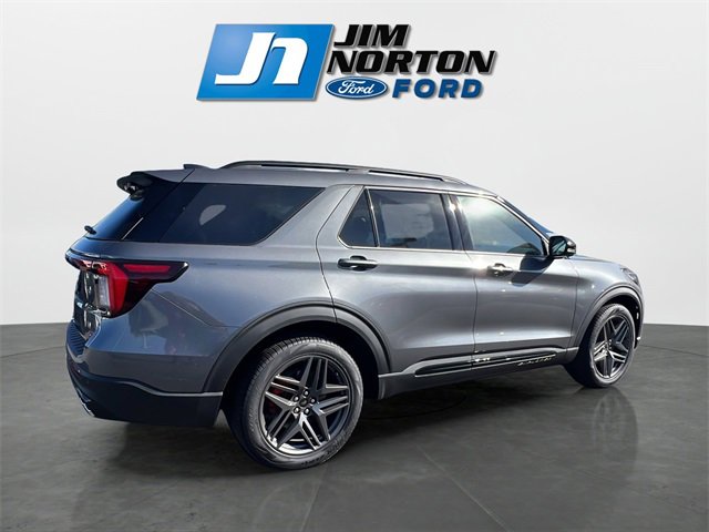 Used 2025 Ford Explorer ST w/ Sun And Sound Package image 3