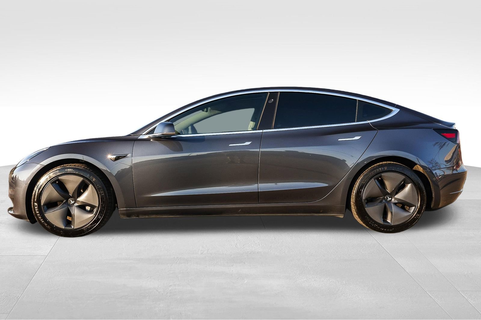 Used 2020 Tesla Model 3 Long Range image 8