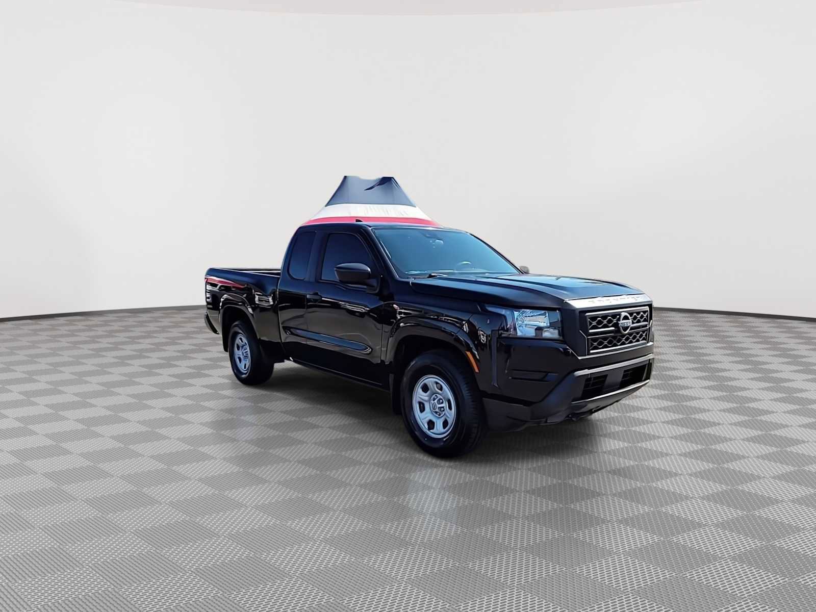 Used 2022 Nissan Frontier S w/ Technology Package image 2