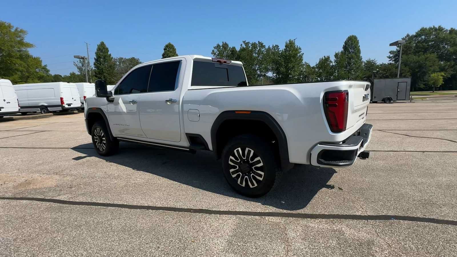 Certified 2025 GMC Sierra 2500 Denali Ultimate AWD/4WD image 6