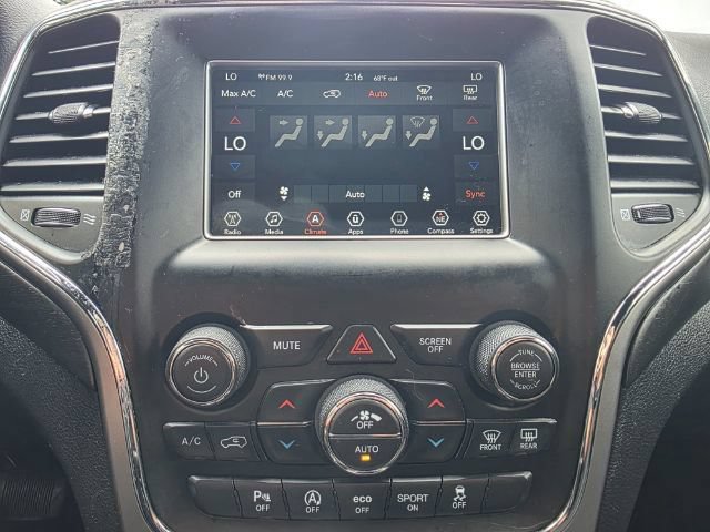 Used 2018 Jeep Grand Cherokee Laredo AWD/4WD image 21