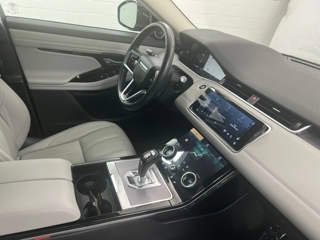 Used 2021 Land Rover Range Rover Evoque SE AWD/4WD image 24
