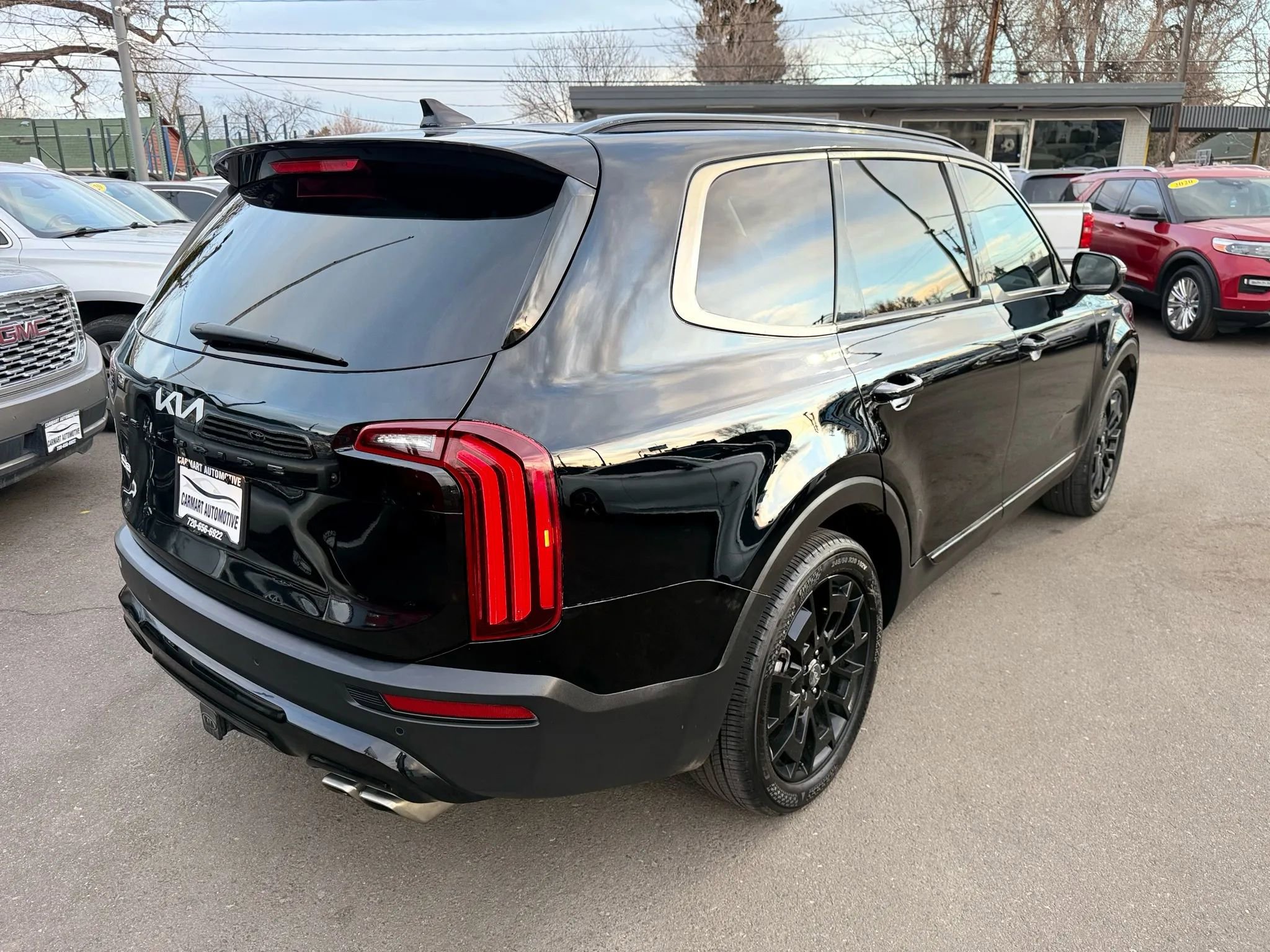 Used 2022 Kia Telluride SX w/ SX Prestige Package image 9