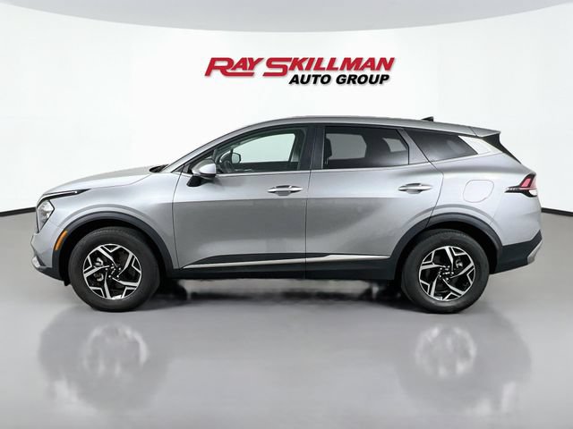 Used 2023 Kia Sportage LX AWD/4WD image 4