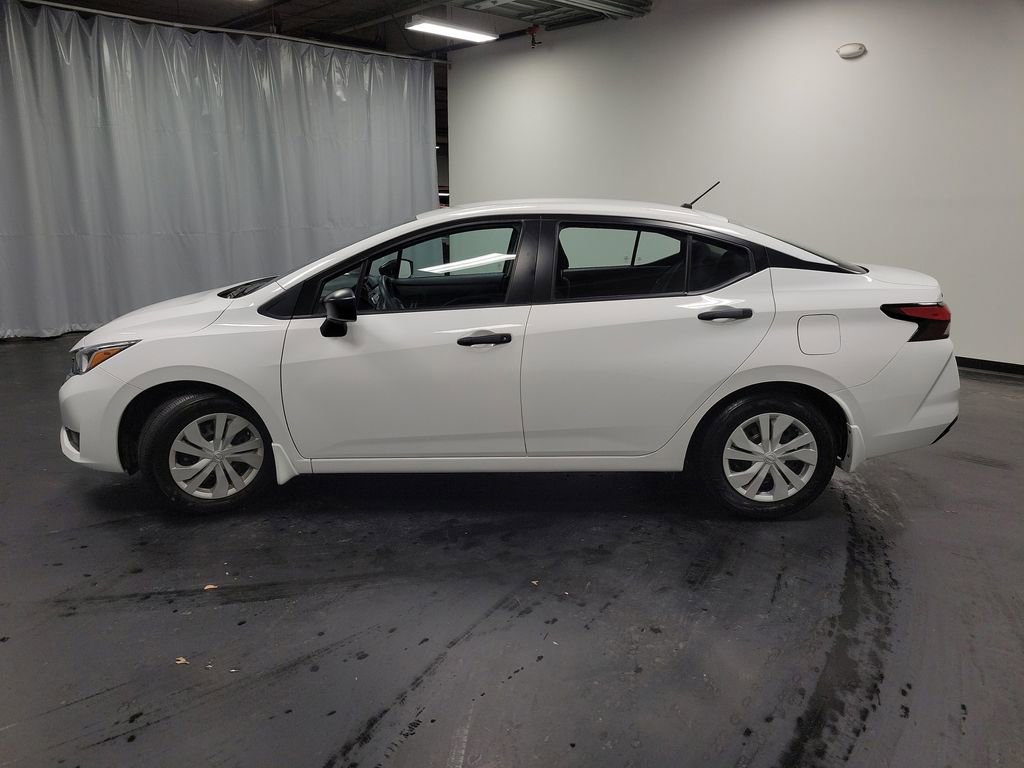 Used 2024 Nissan Versa S w/ Trunk Package image 5