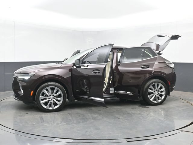 Used 2022 Buick Envision Avenir w/ Technology Package II AWD/4WD image 59