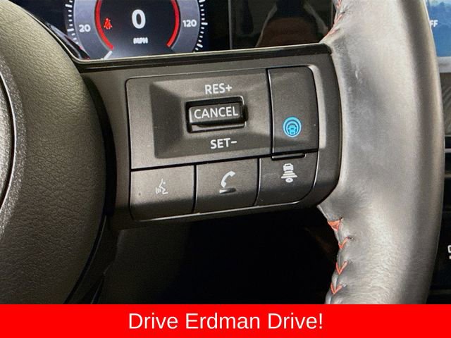 Used 2025 Nissan Kicks SR FWD image 13