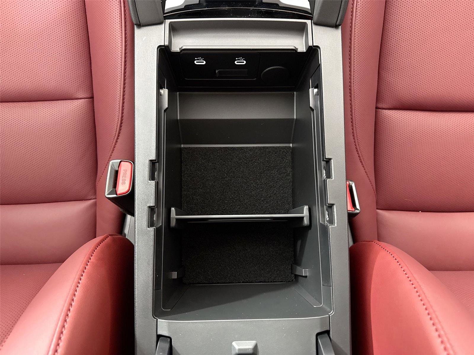 New 2026 MAZDA MAZDA3 Carbon image 34