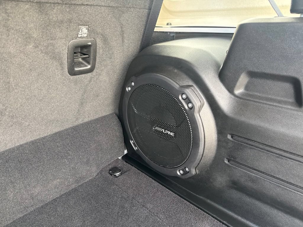 Certified 2023 Jeep Wrangler Unlimited w/ 8.4" Radio Group AWD/4WD image 8