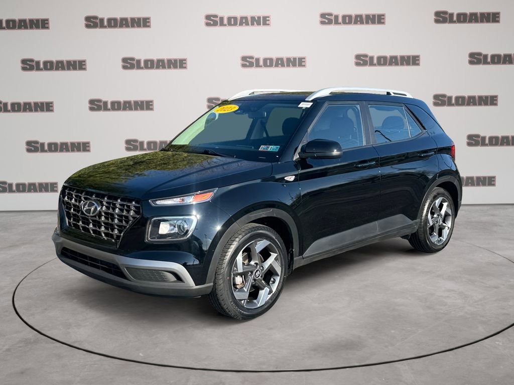 Used 2023 Hyundai Venue SEL image 1