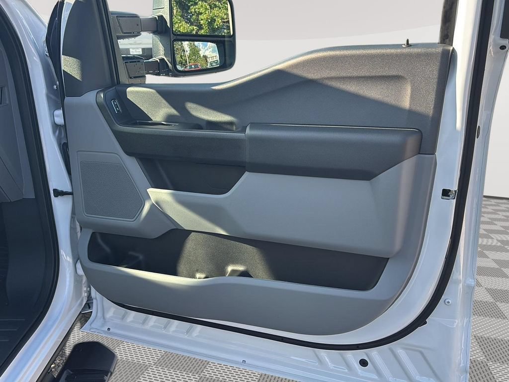 New 2027 Ford F250 XL w/ XL Chrome Package AWD/4WD image 15