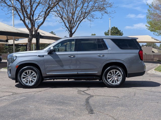 Used 2022 GMC Yukon SLT w/ SLT Premium Package AWD/4WD image 8
