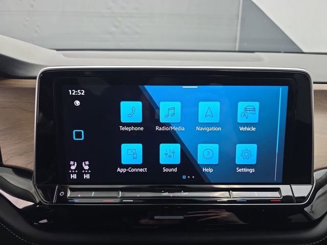 Used 2024 Volkswagen Atlas SE image 32