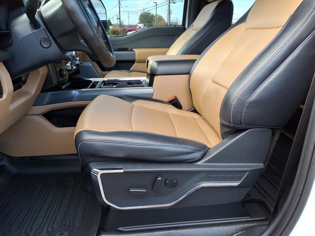 Certified 2024 Ford F250 Lariat w/ Sport Appearance Package image 14