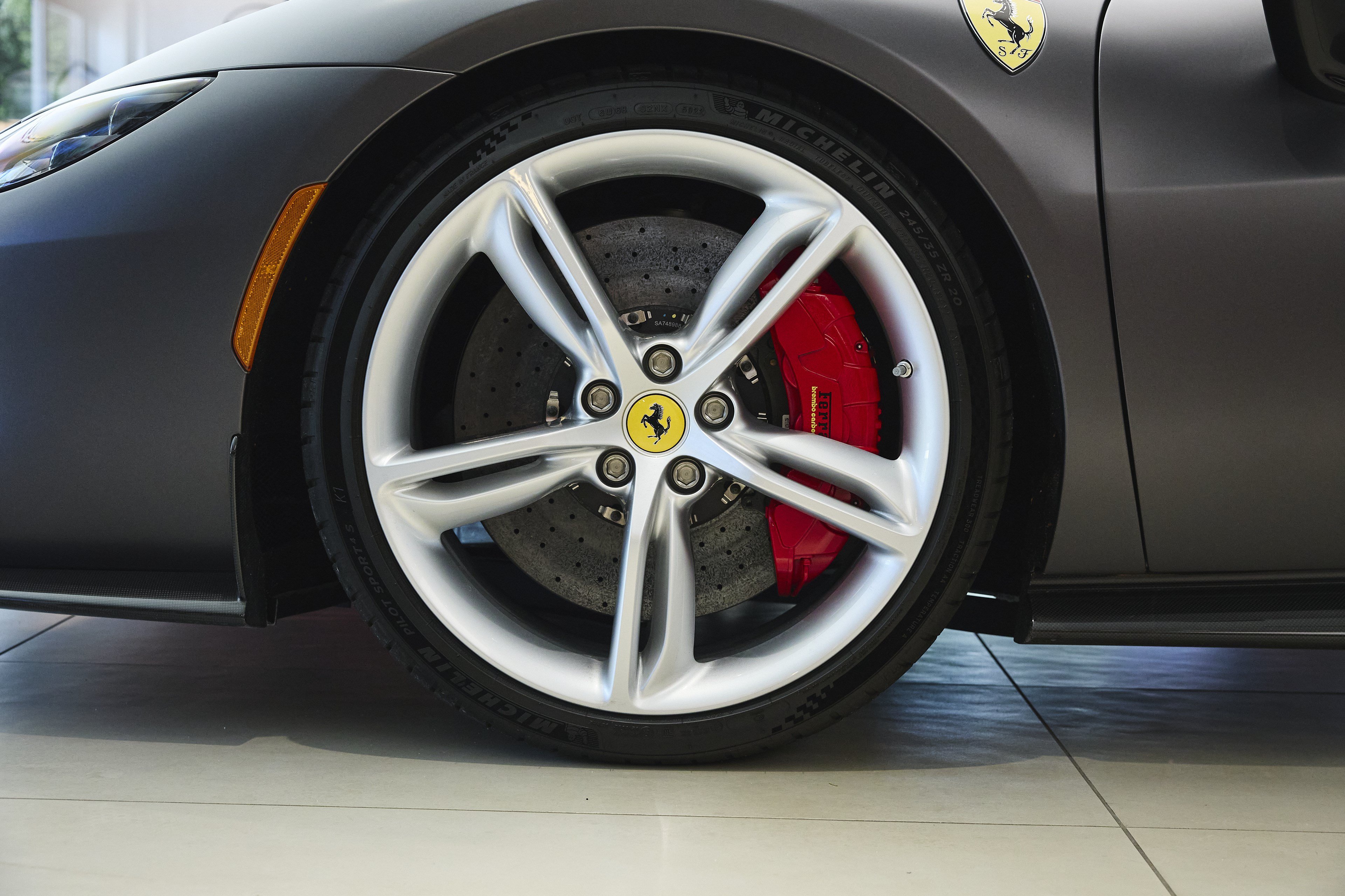 Used 2023 Ferrari 296 GTS RWD image 65
