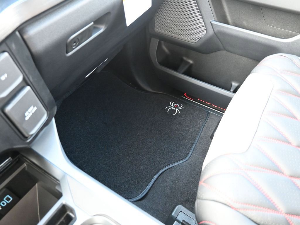 New 2026 Ford F250 Lariat w/ Black Appearance Package image 20