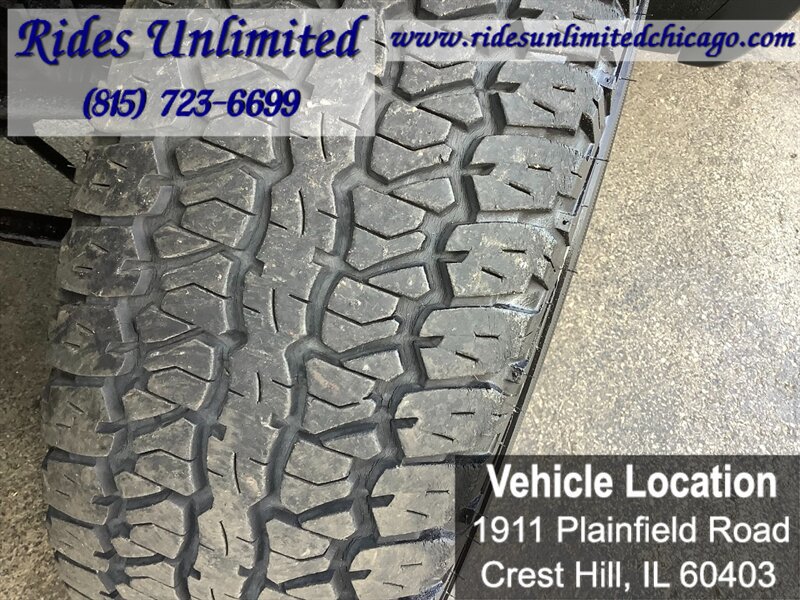 Used 2001 Chevrolet Tahoe LS w/ LS Preferred Equipment Group AWD/4WD image 17