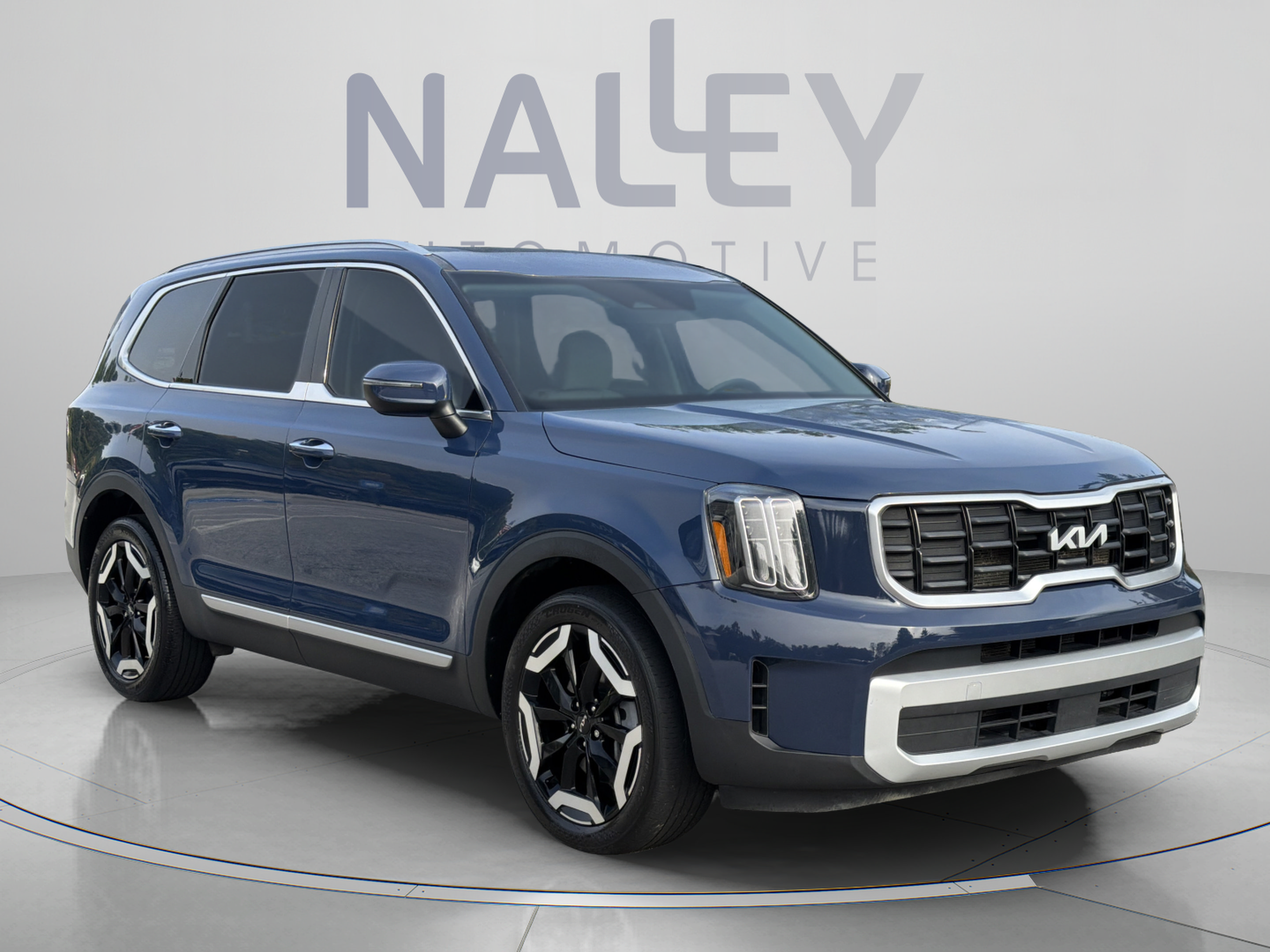 Certified 2024 Kia Telluride S w/ S Sunroof Package FWD image 7