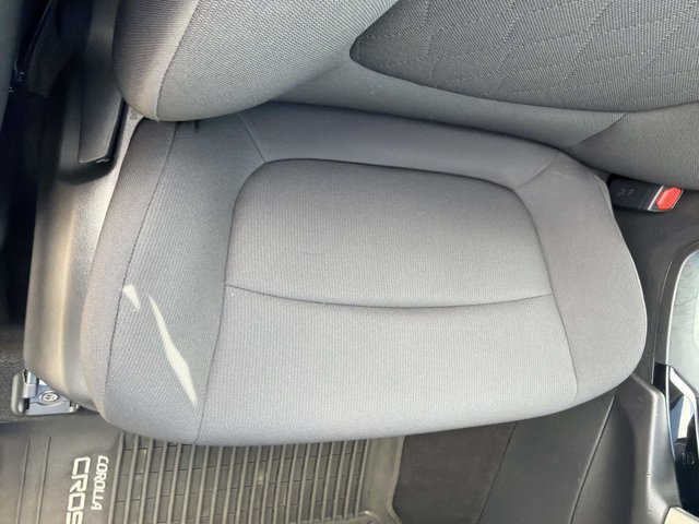 Certified 2023 Toyota Corolla Cross LE FWD image 15