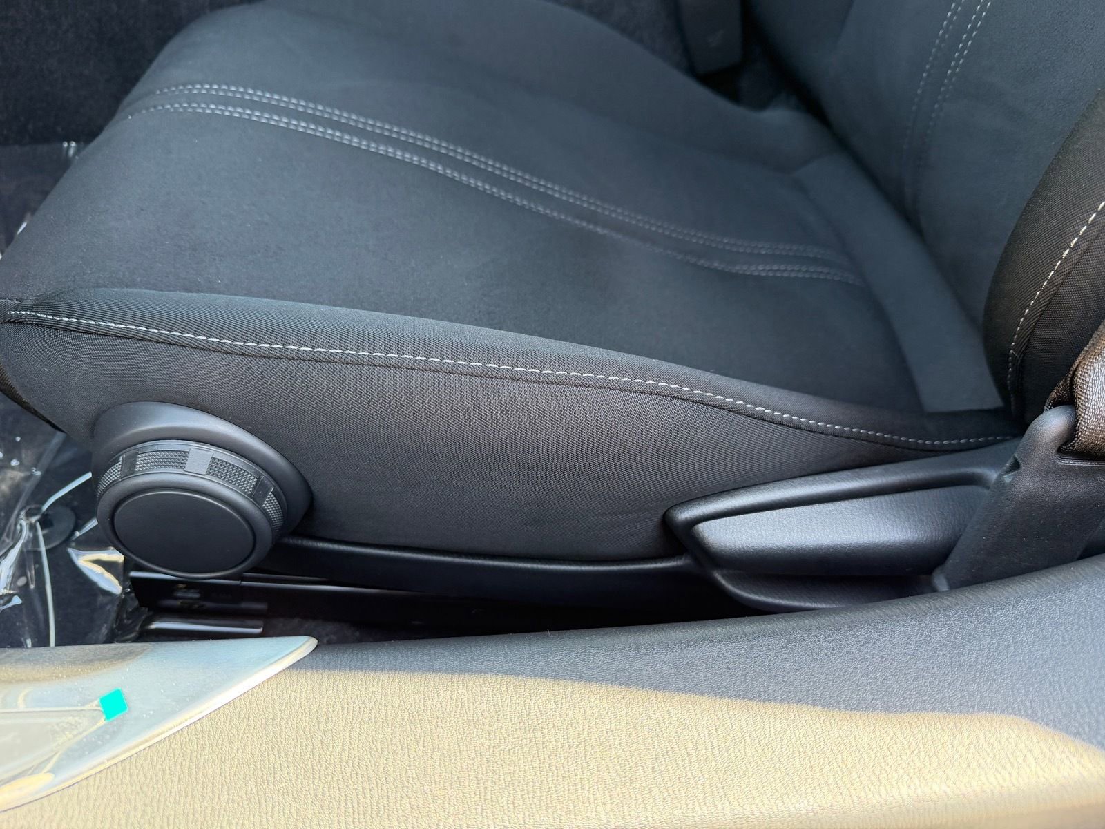New 2026 MAZDA MX-5 Miata Club w/ Interior Package RWD image 15