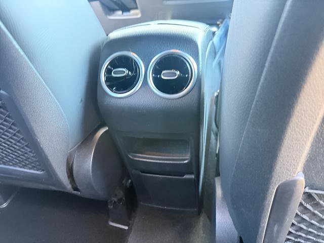 Used 2022 Mercedes-Benz GLB 250 4MATIC w/ Premium Package Lite image 26