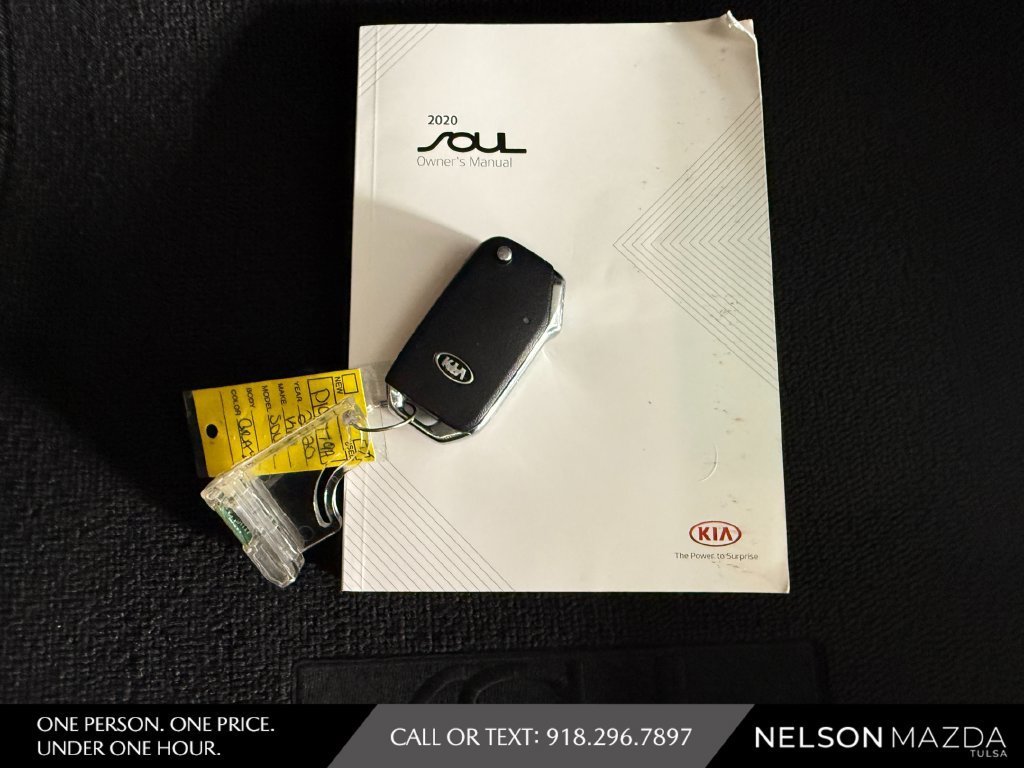 Used 2020 Kia Soul LX FWD image 47